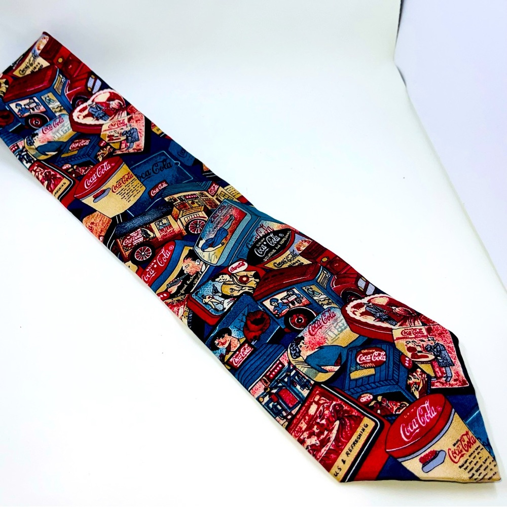 Coca Cola Coke Necktie 100% Silk Made in USA RN 74066